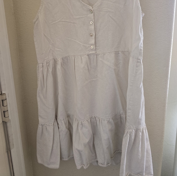 White Sleeveless Peplum Midi Dress - Picture 5 of 5